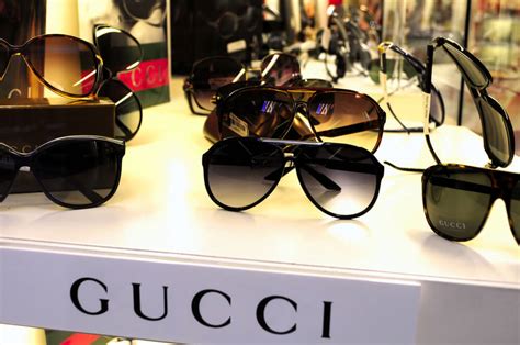 women sunglass expensive brand name